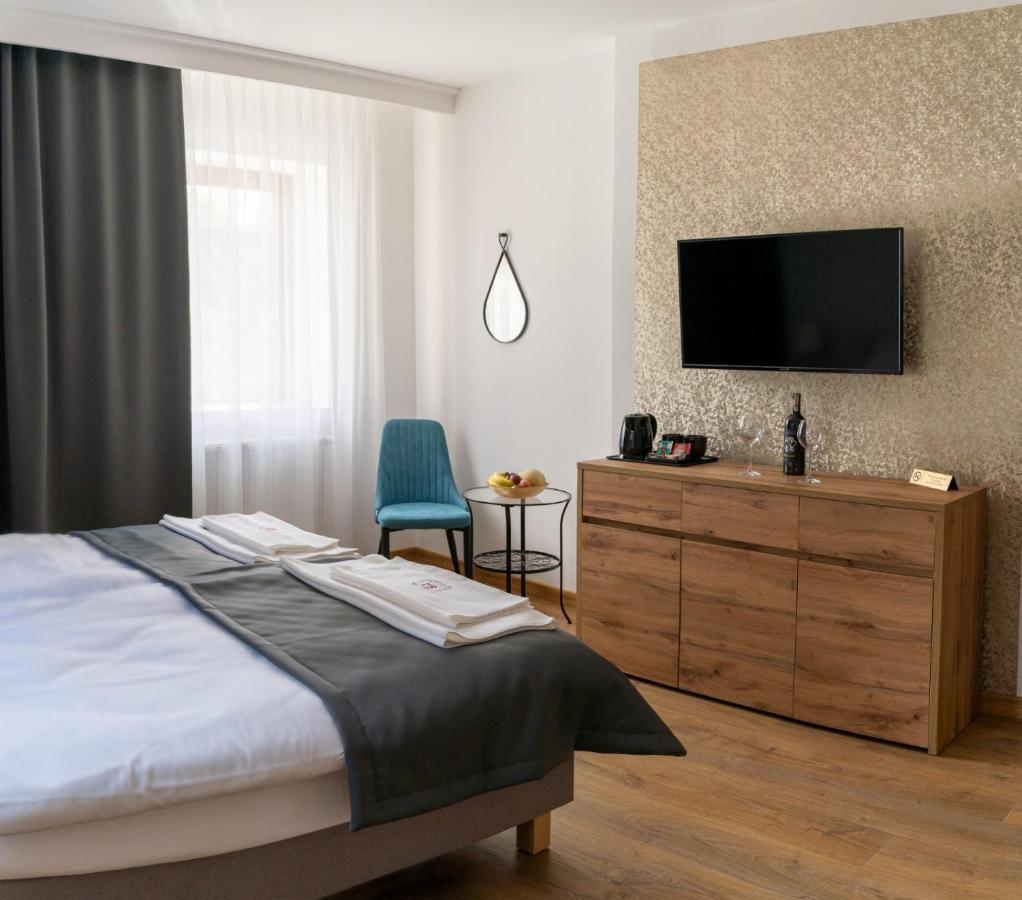 Apartamenty, Boutique Rooms Villa 82, Miejsce Prkingowe Gorzow Wielkopolski Luaran gambar